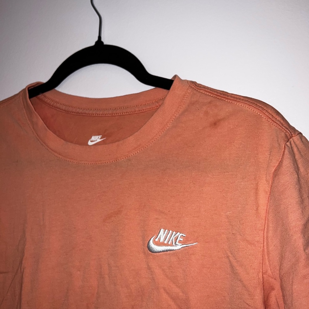 Nike Mens Light Madder Root/White Sportswear Club T-Shirt - Picture 2 of 4